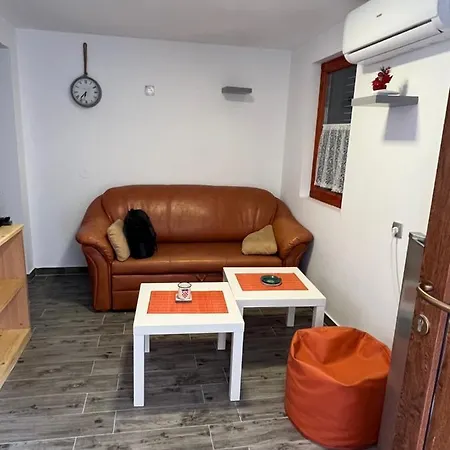 Linic Apartman