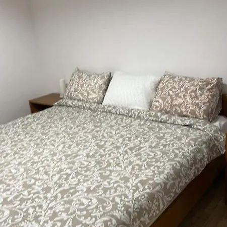 Linic Apartman *