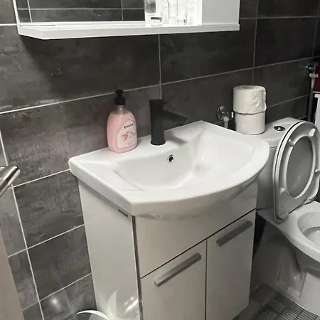 Linic Apartment